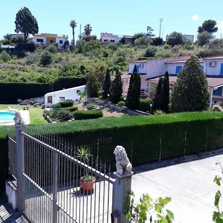 Case Vacanze Con Piscina 알타빌라밀리치아 외부 사진